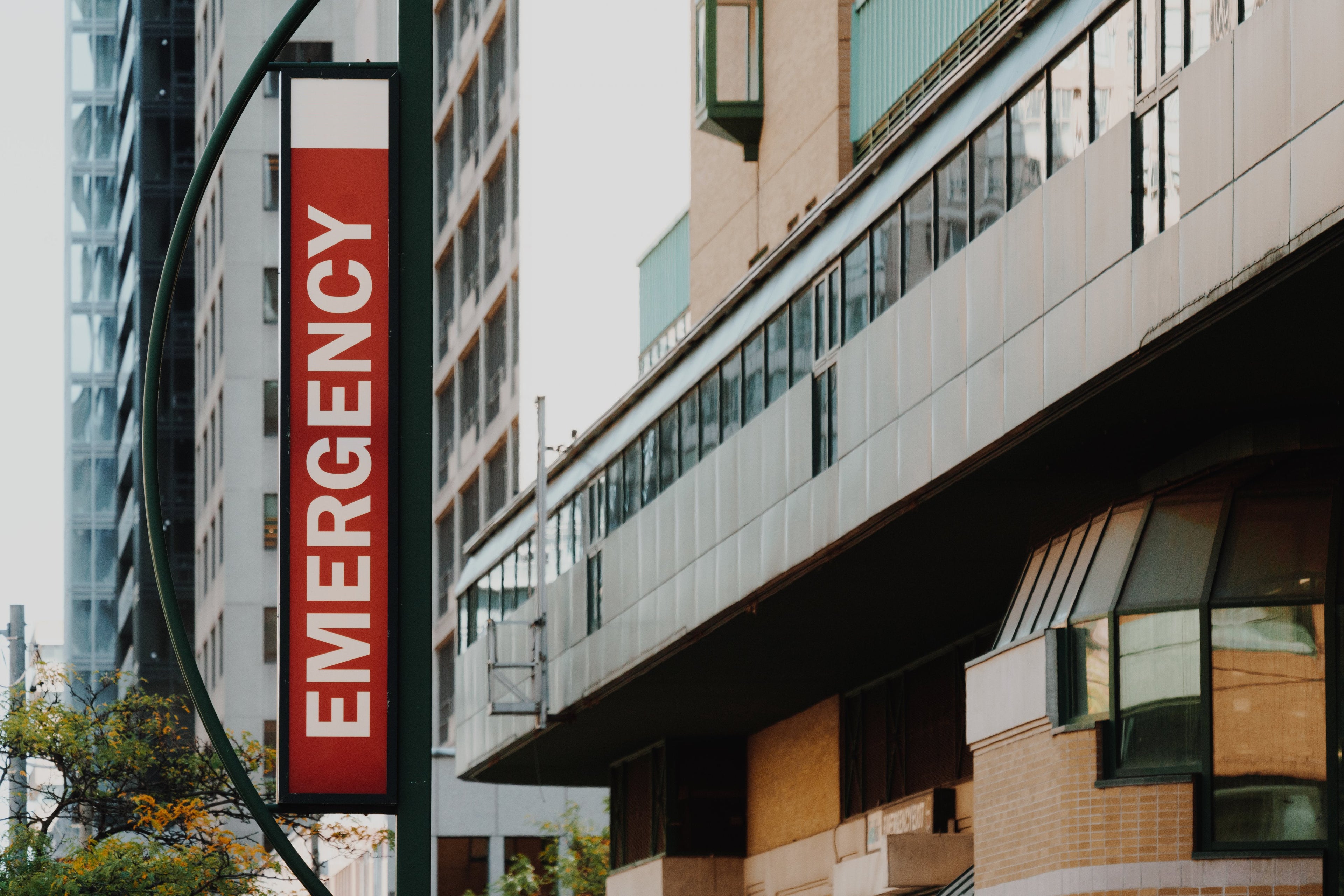 Emergency Room entrance sign outside of a hospital.